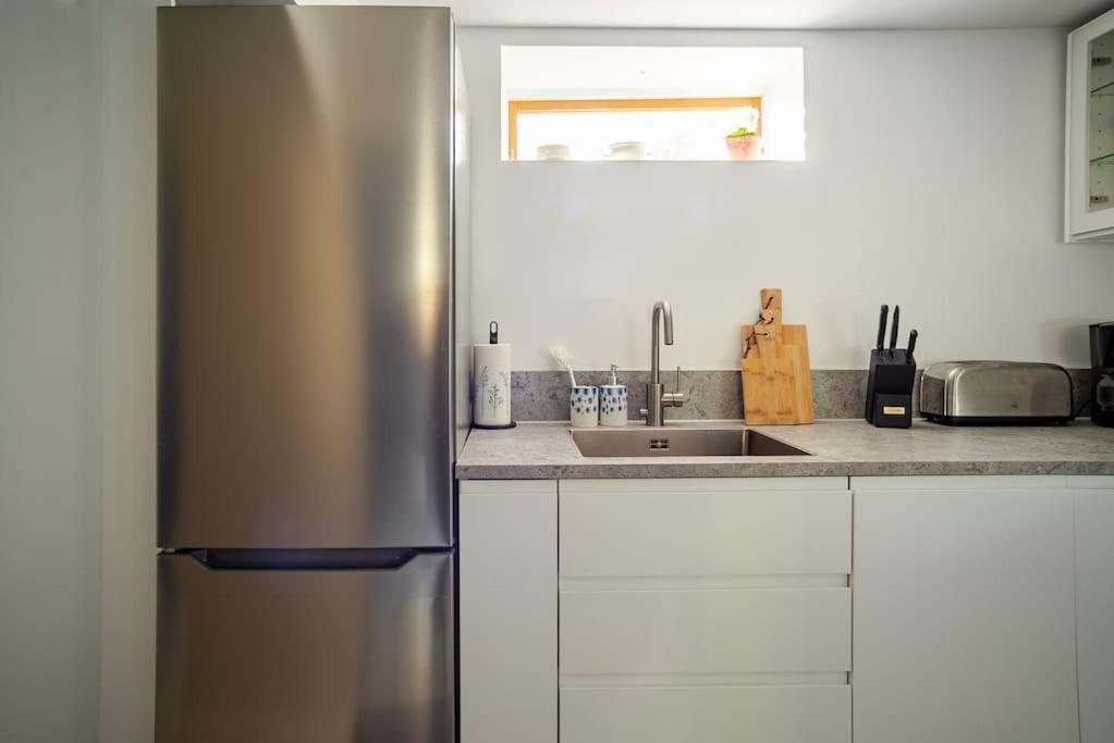 Outstanding Apartment Close To Gothenburg Kungälv Esterno foto